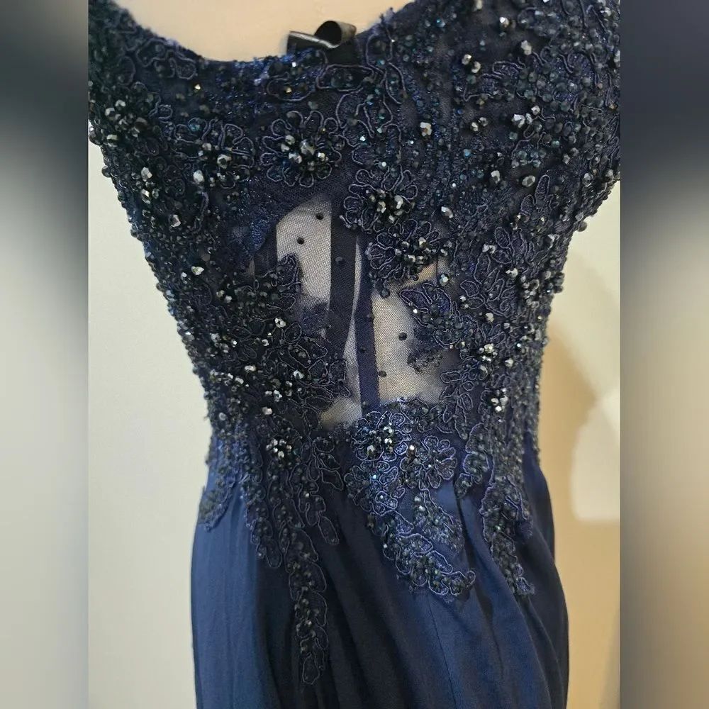 Mac Duggal 20265 Cap Sleeve Applique Bodice Flowy Gown NWT Size 2 Navy Blue - Picture 7 of 8